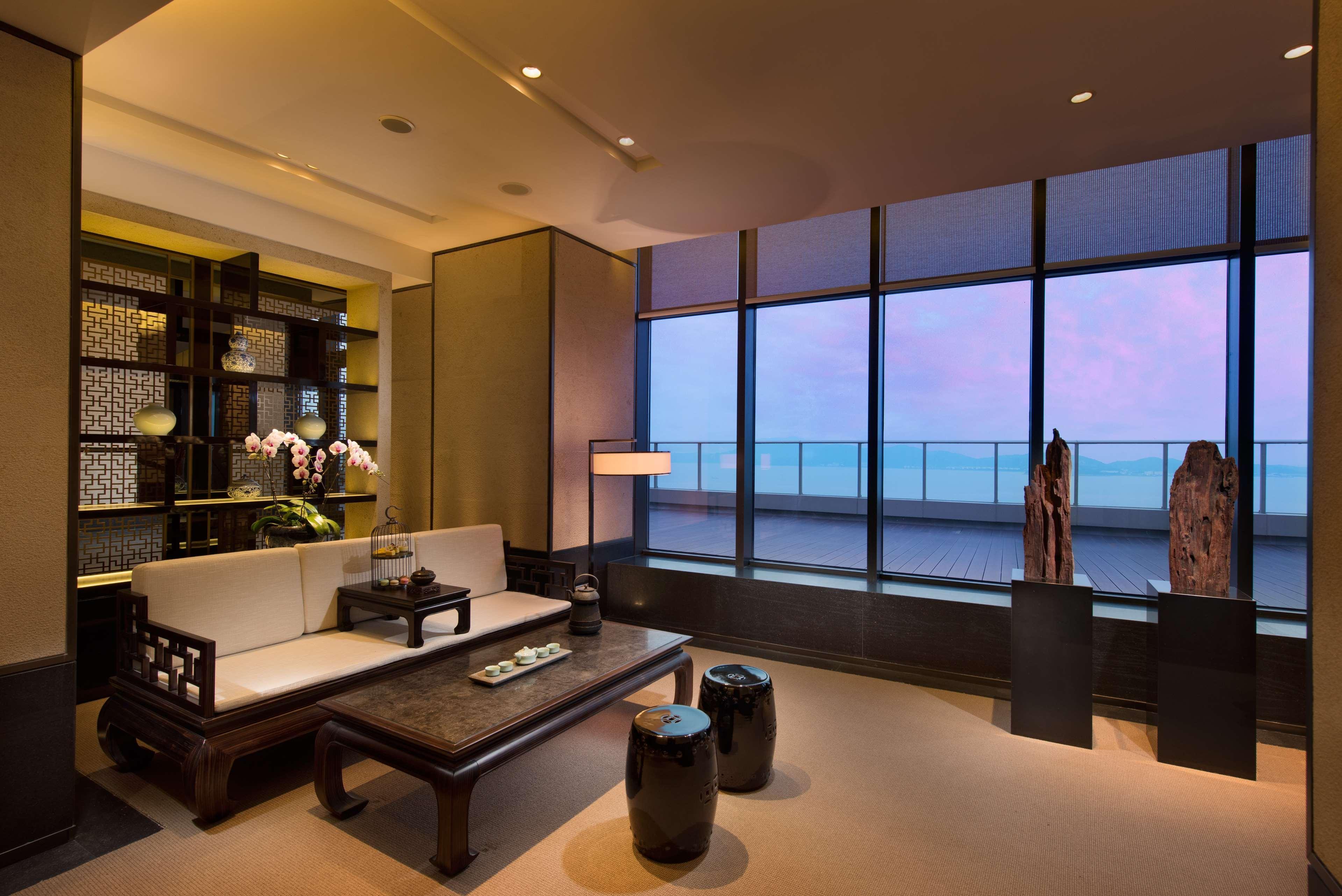 Hilton Zhoushan Exteriör bild