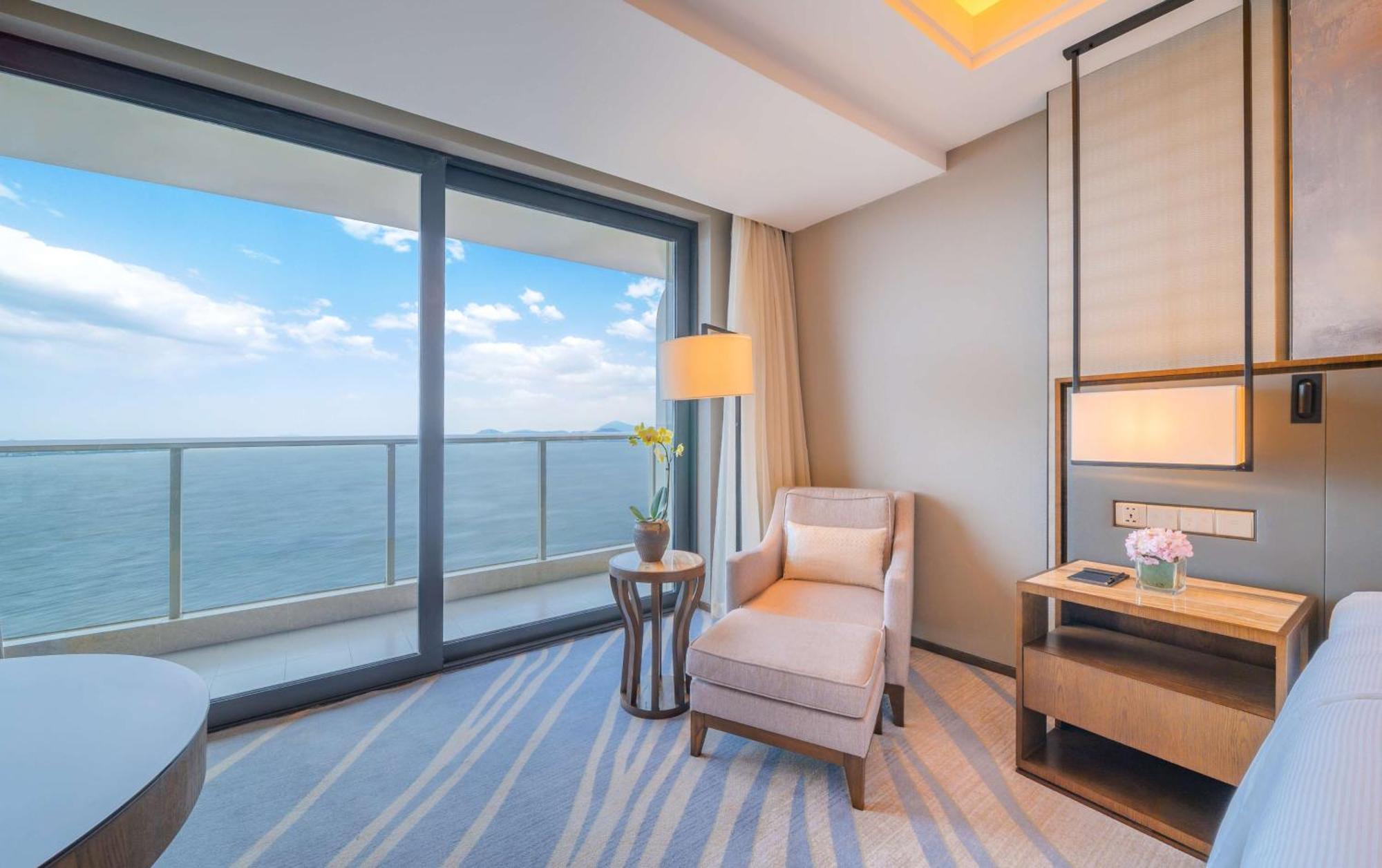 Hilton Zhoushan Exteriör bild